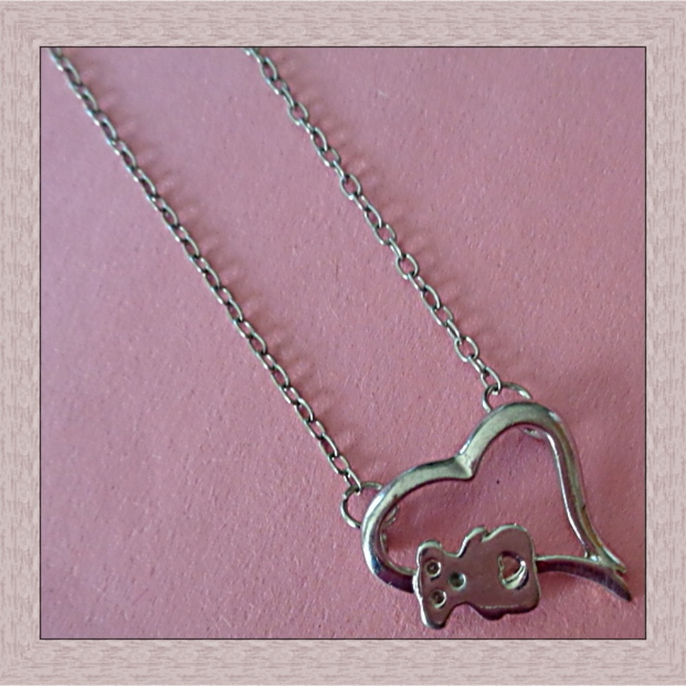 Heart & Teddy Bear Design Necklace Silver Tone